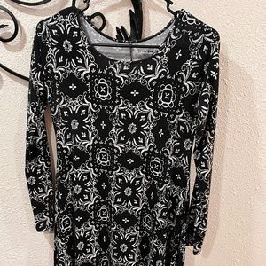 EUC Lemon Pop Black & White print Dress